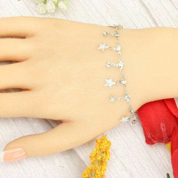 "Trendy Handmade Bracelet – A Thoughtful Gift for Girls & Women | UNVRC1311 - Picture 9 of 10